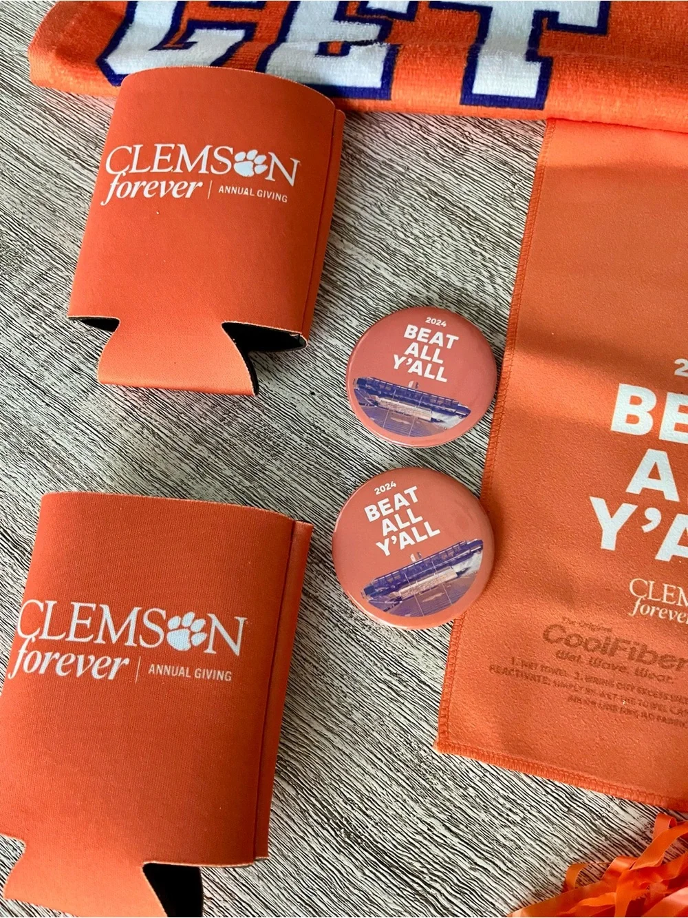 Clemson Fans Rally Towel & Pom-Pom Party Kit